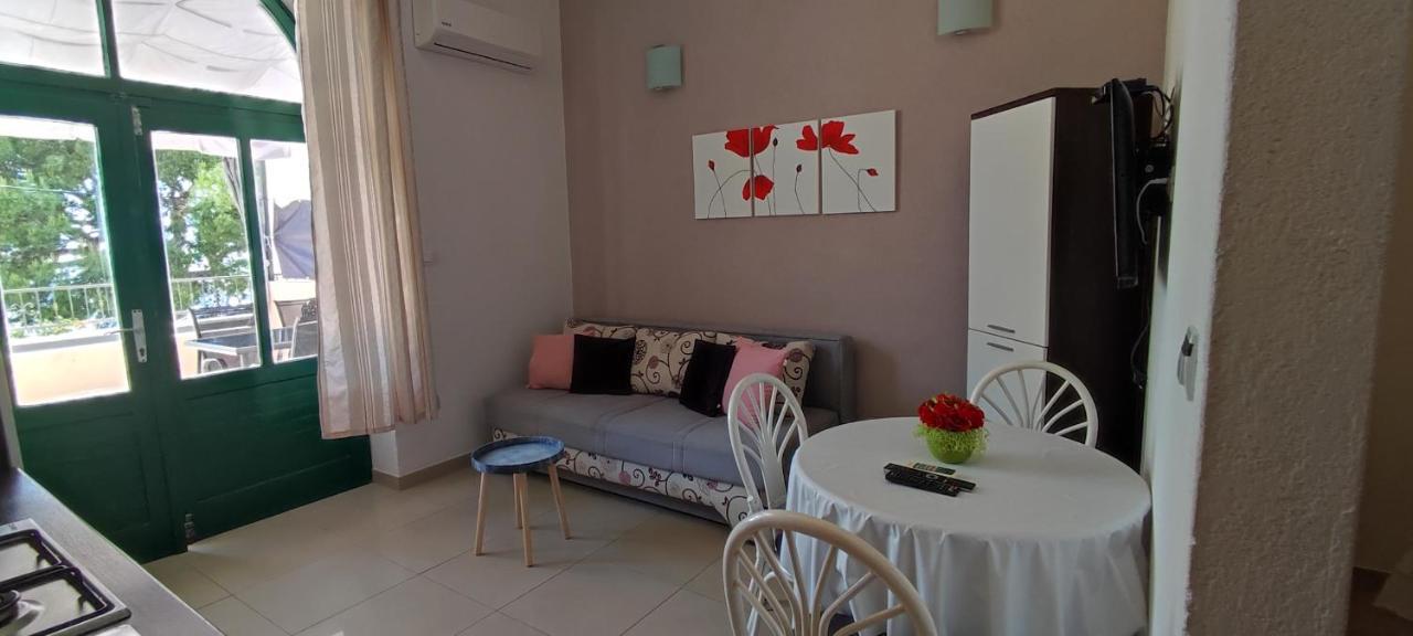 Apartmani Niko Drasnice Exterior foto